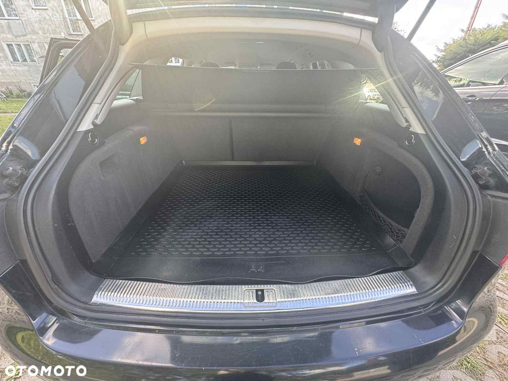 Audi A4 Avant 2.0 TDI - 17