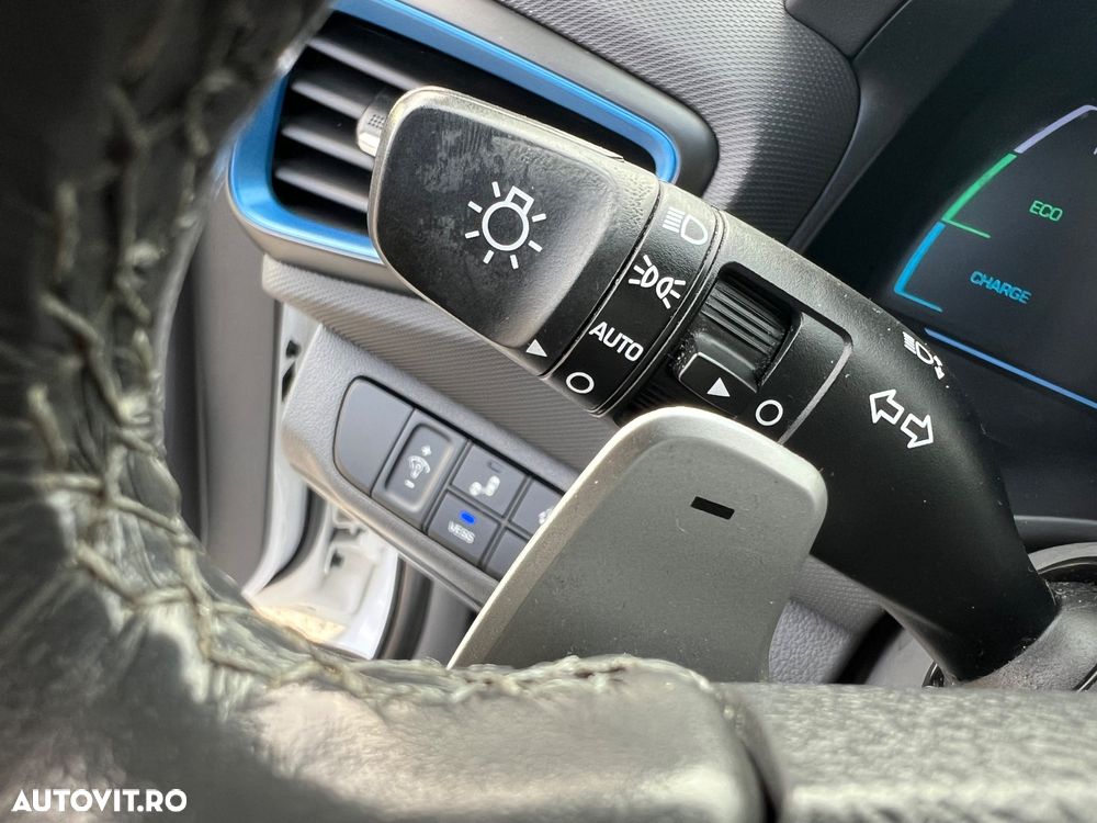 Hyundai IONIQ - 24