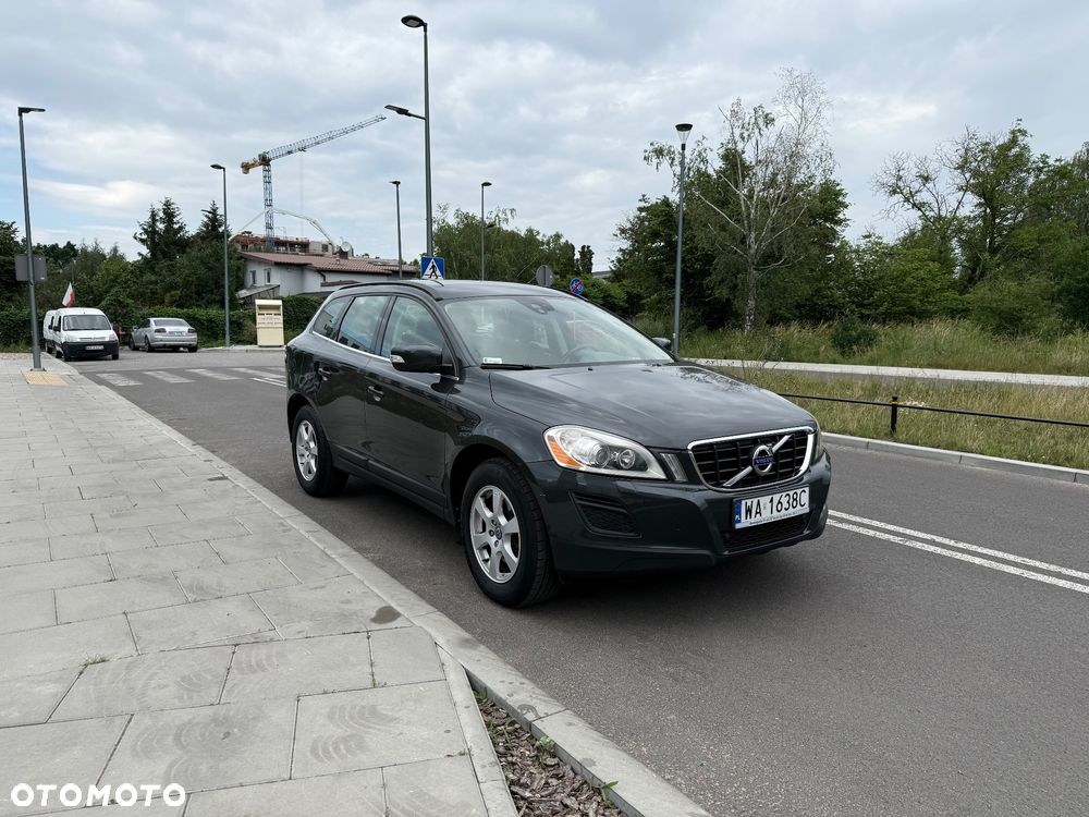 Volvo XC 60 2.4D AWD Momentum - 2