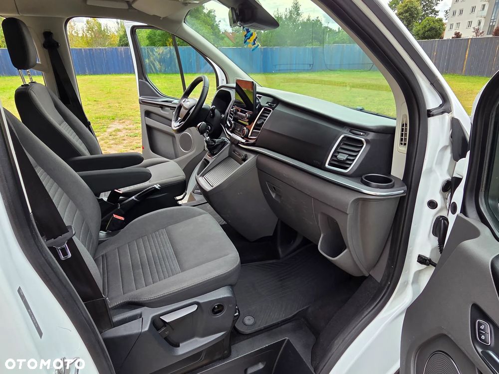 Ford Tourneo Custom 2.0 EcoBlue Hybrid L2 Trend - 16