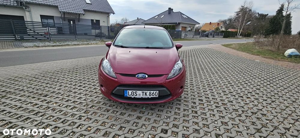 Ford Fiesta 1.25 Ambiente - 2