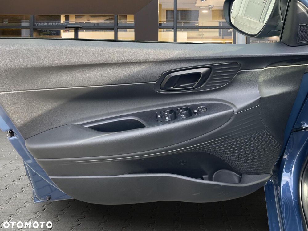 Hyundai i20 1.2 Modern - 11