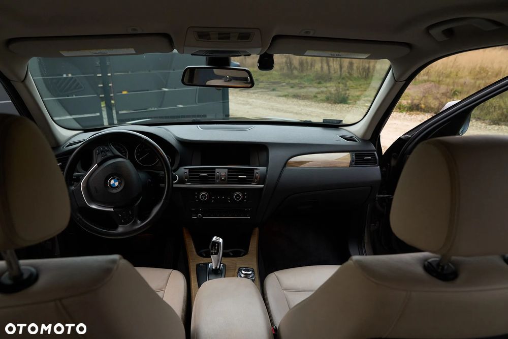 BMW X3 xDrive35i - 26