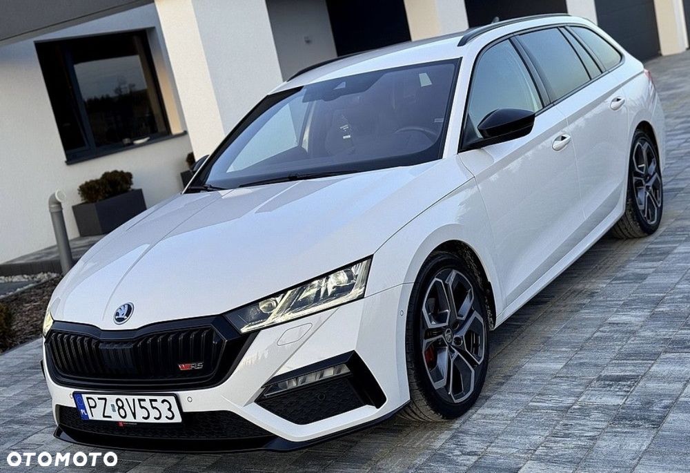 Skoda Octavia 2.0 TDI RS DSG - 1