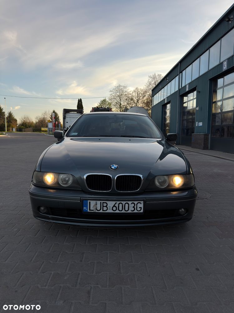 BMW Seria 5 520d - 2