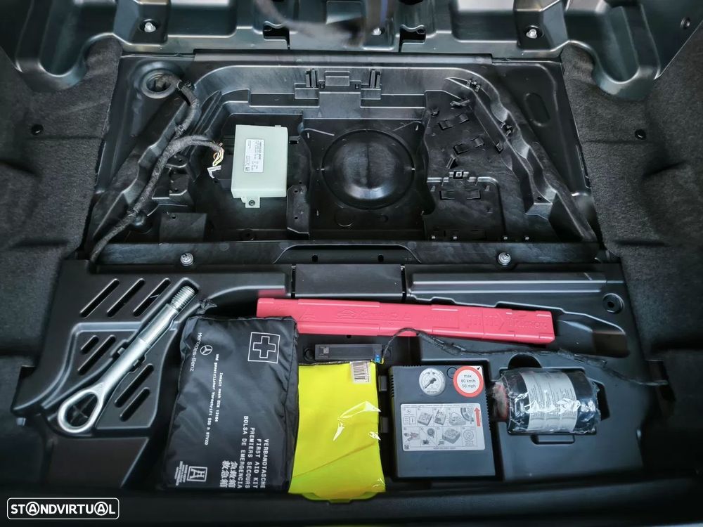 Mercedes-Benz GLB 180 d Style - 49
