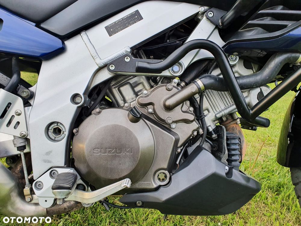 Suzuki V-STROM - 5