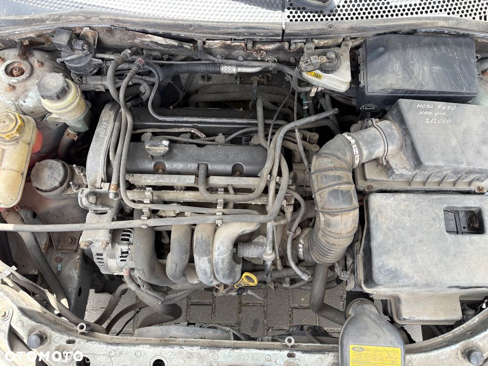 Ford Focus 1.6 Comfort X / 100 - 8