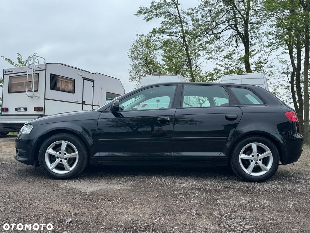 Audi A3 Sportback 1.2 TFSI S tronic S line Sportpaket - 11