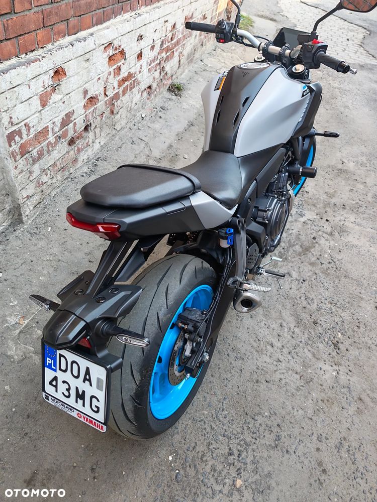 Yamaha MT - 5
