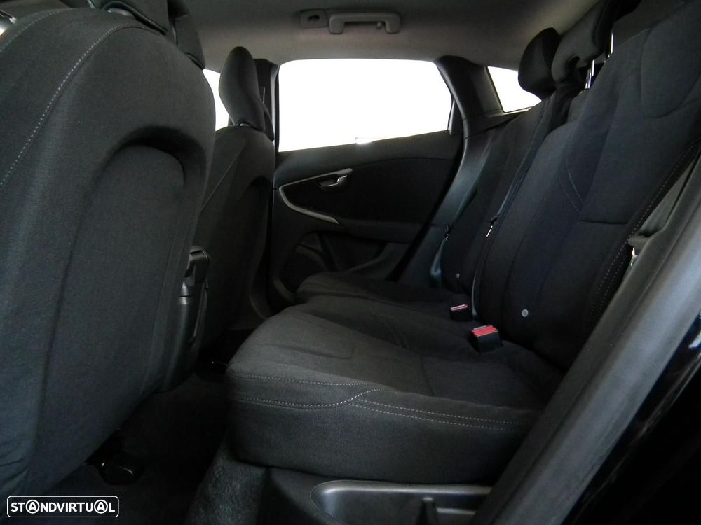 Volvo V40 1.6 D2 Kinetic - 11