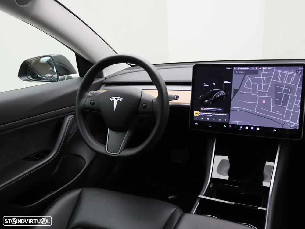 Tesla Model 3 Standard Range Plus RWD - 2