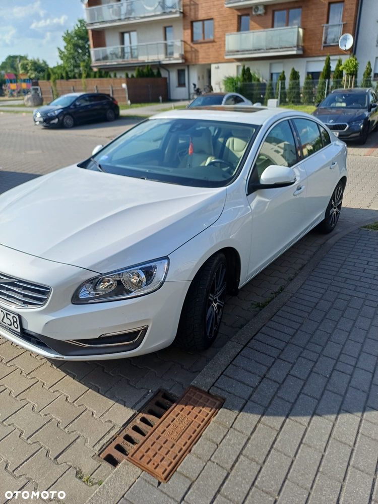 Volvo S60 - 2