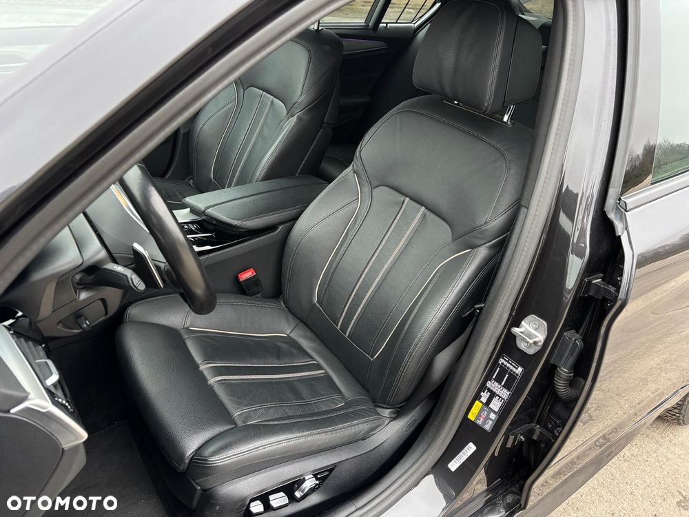 BMW Seria 5 530e M Sport sport - 18