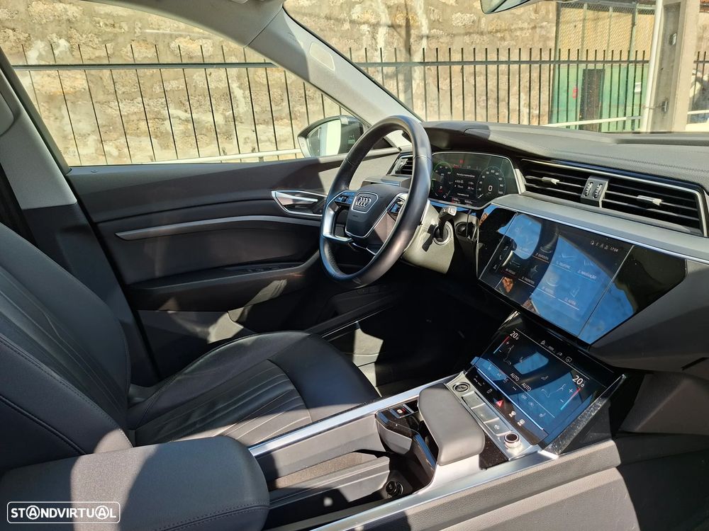 Audi e-tron 55 quattro Advanced - 33