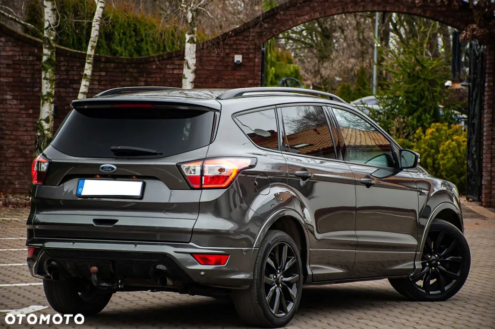 Ford Kuga - 13