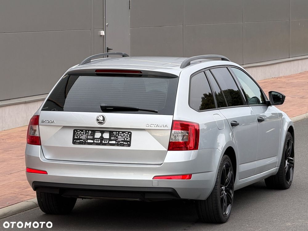 Skoda Octavia - 16