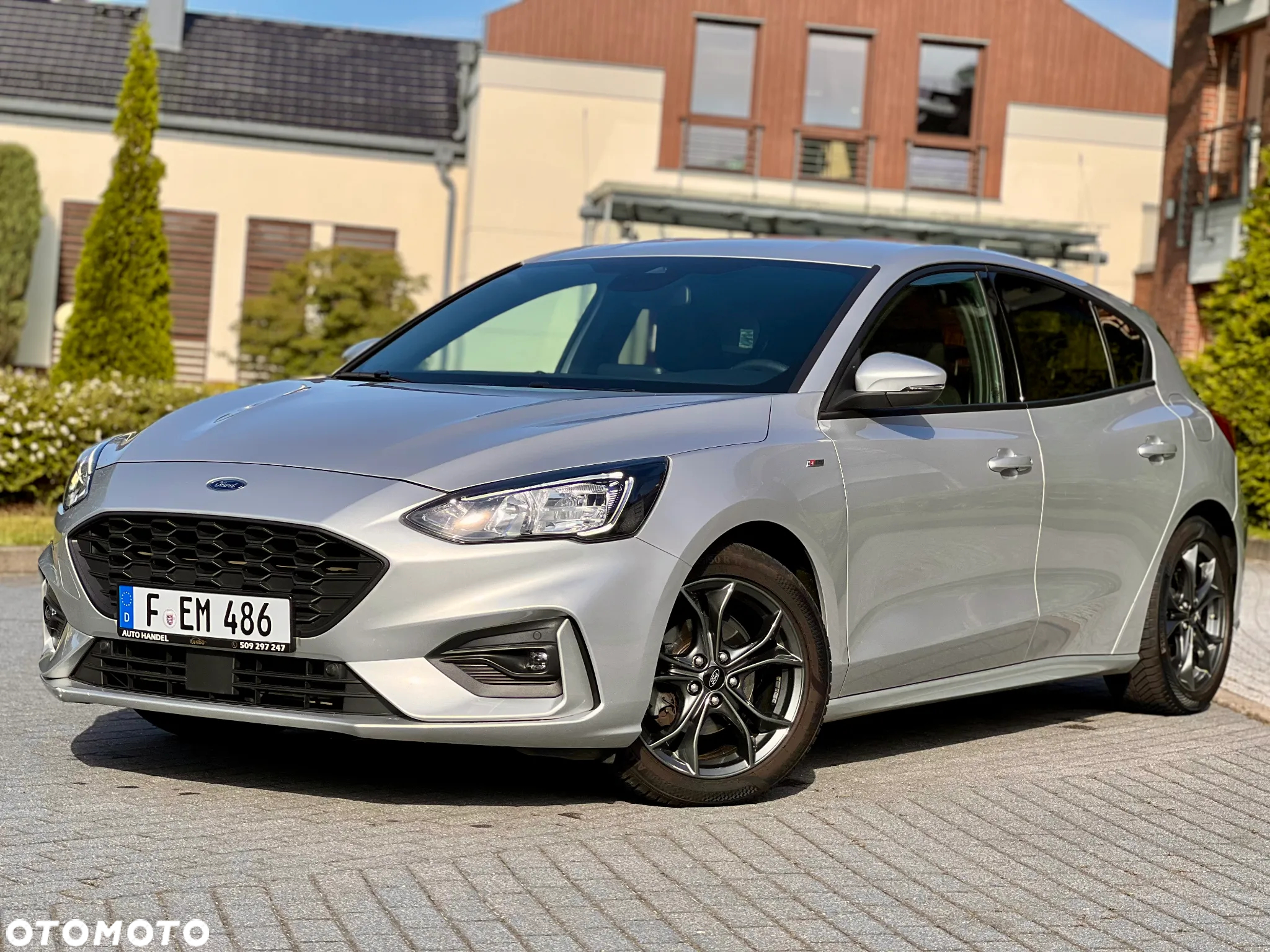 Ford Focus 1.0 EcoBoost Hybrid ST-LINE X - 13