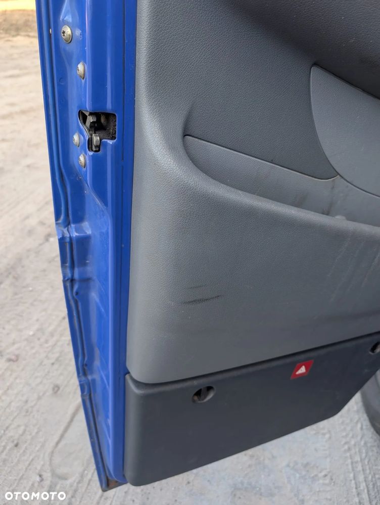 Mercedes-Benz Sprinter 311 - 11