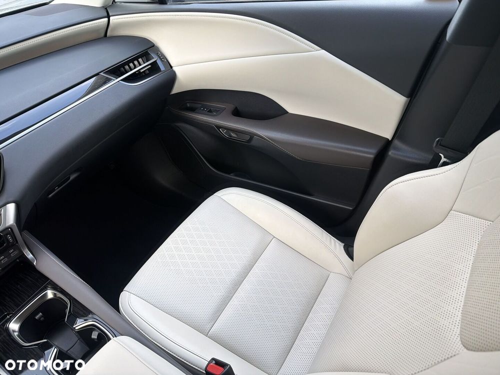 Lexus RX - 21
