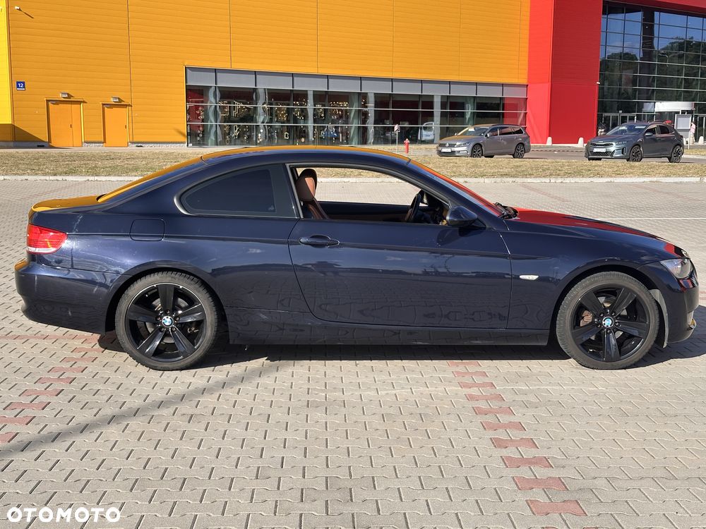 BMW Seria 3 320i - 6