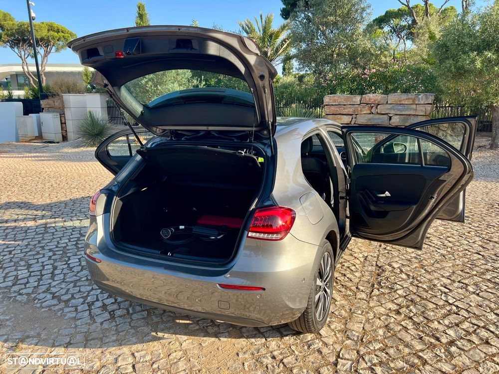 Mercedes-Benz A 250 e 8G-DCT Style - 12
