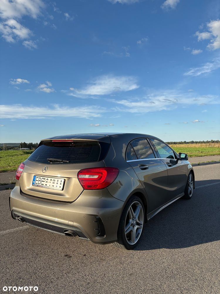 Mercedes-Benz A-Class 2012 photo 2