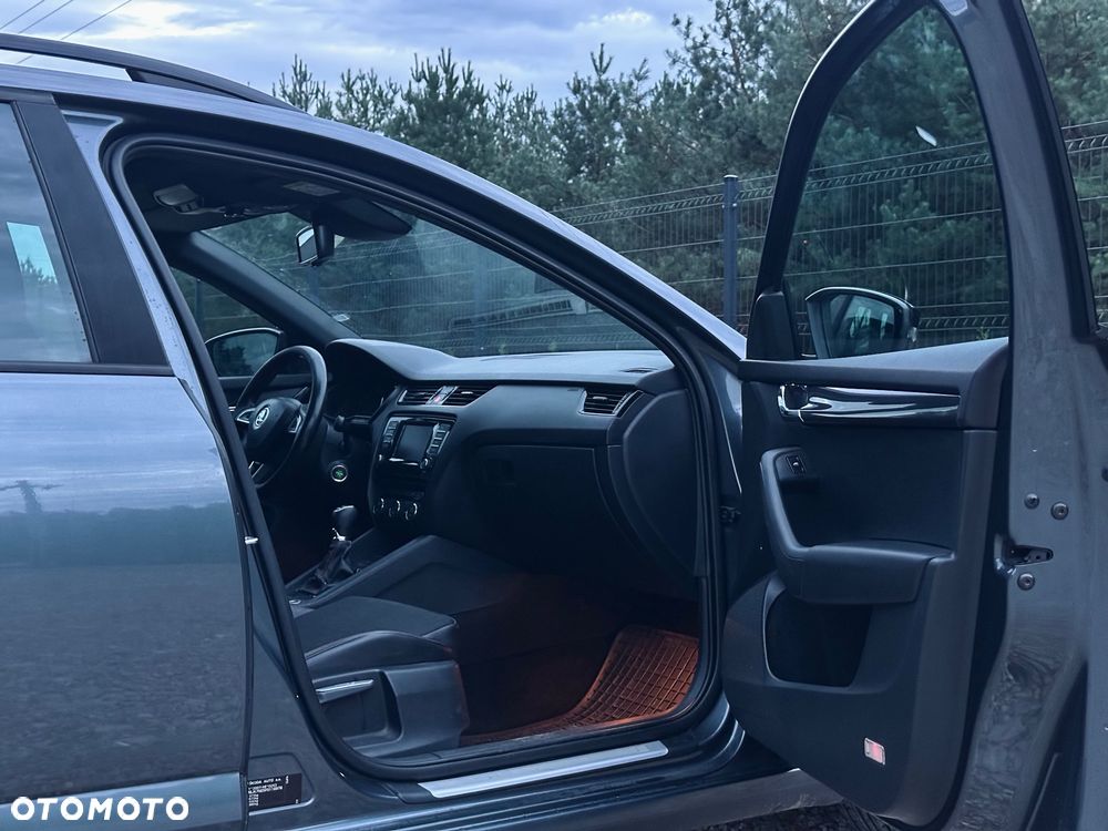 Skoda Octavia 2.0 TDI RS - 16