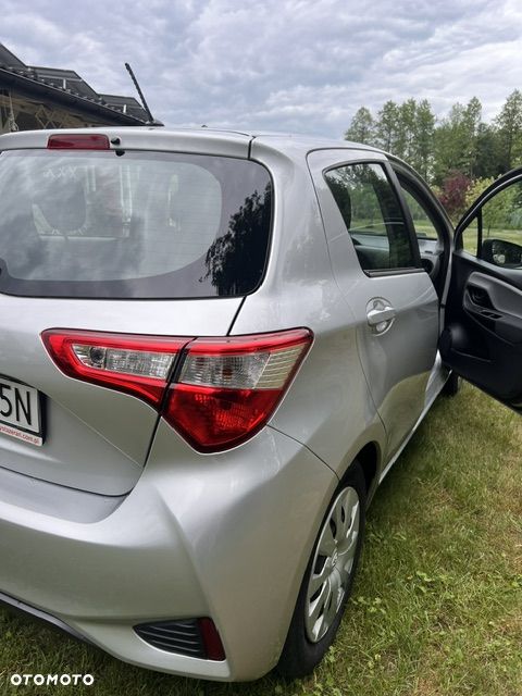 Toyota Yaris 1.5 Active - 12
