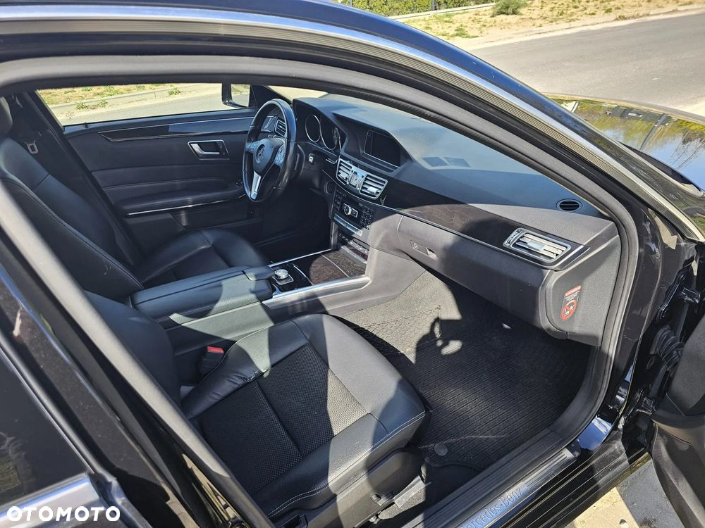 Mercedes-Benz Klasa E 220 CDI BlueEff Elegance - 22
