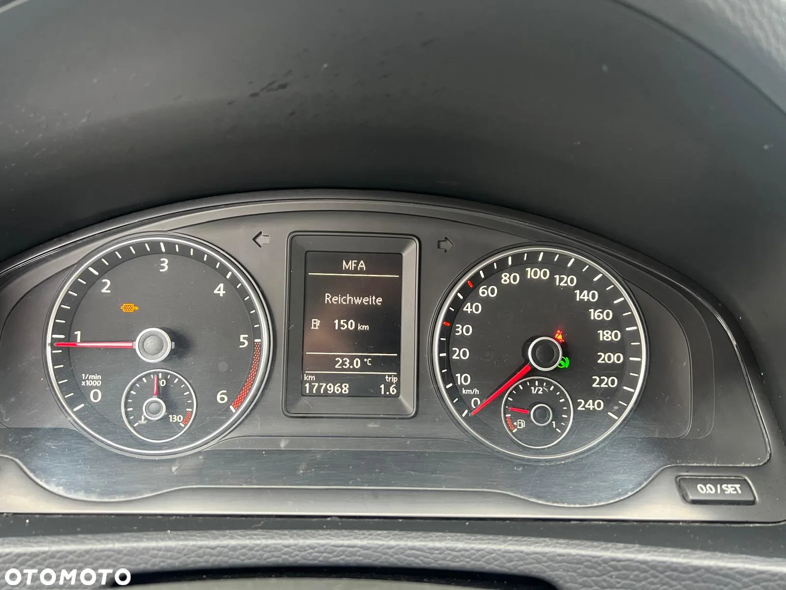 Volkswagen Multivan - 10