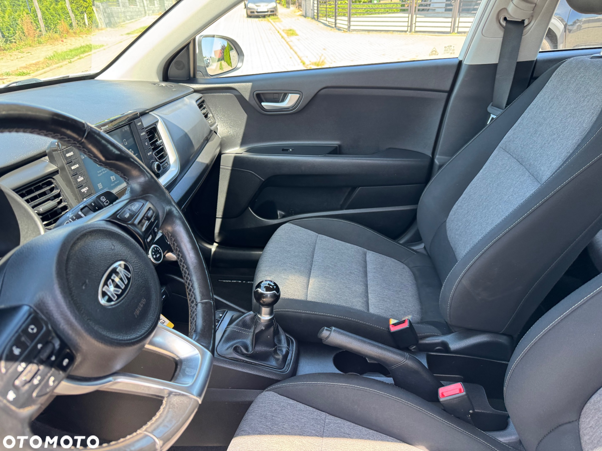 Kia Stonic 1.2 L - 18
