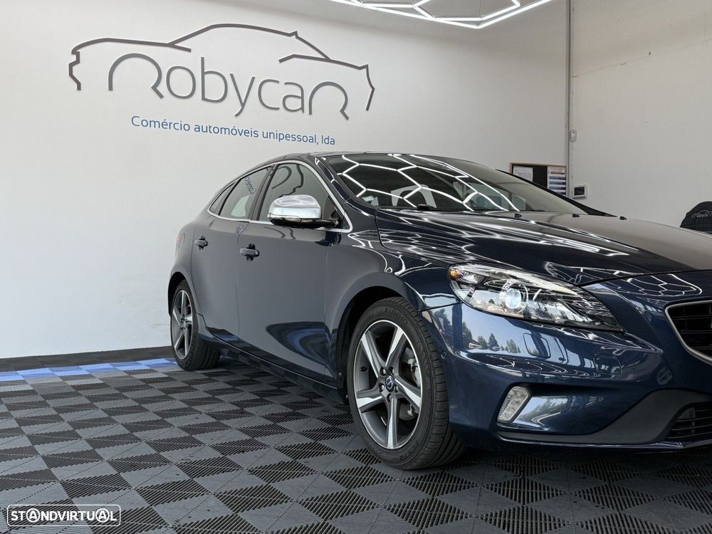Volvo V40 1.6 D2 R-Design Momentum - 6