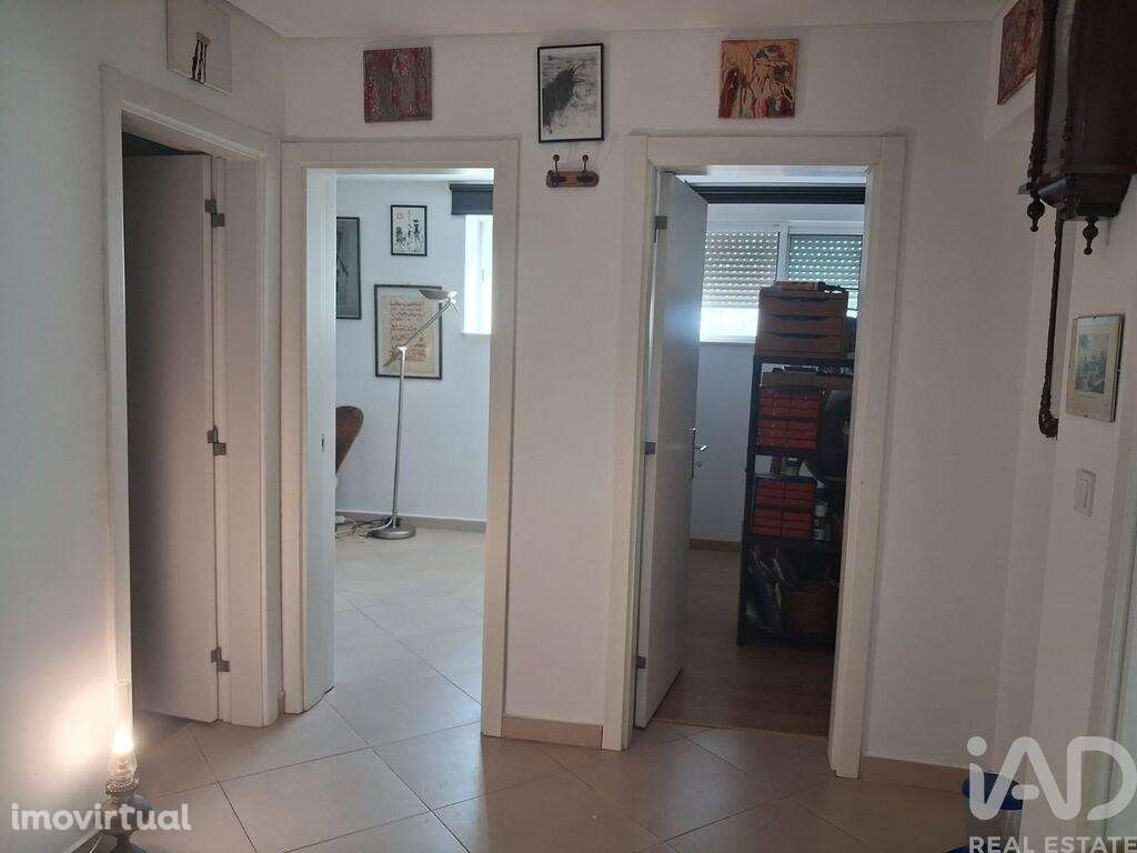 Apartamento T2 em Laranjeiro e Feijó de 72,00 m2 - Grande imagem: 4/15