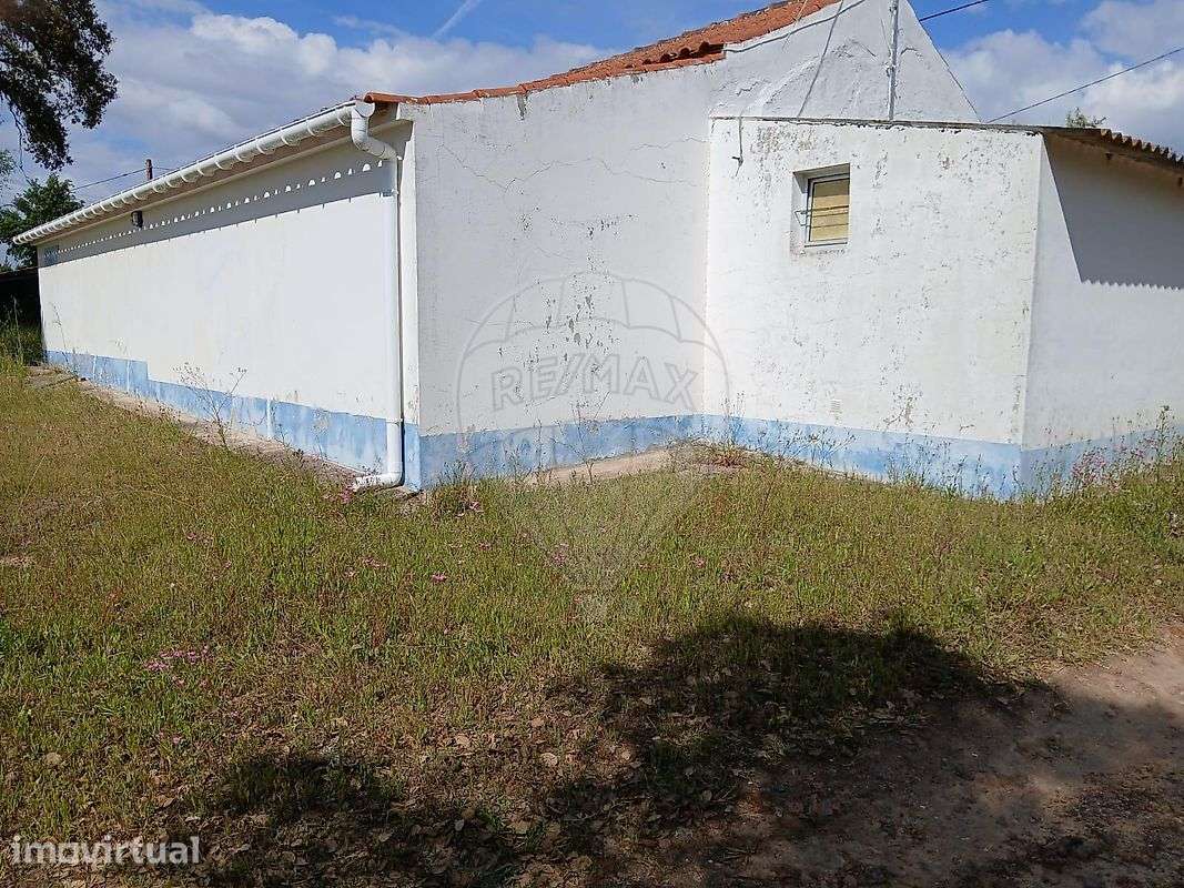 Moradia T2 para venda - Grande imagem: 2/14