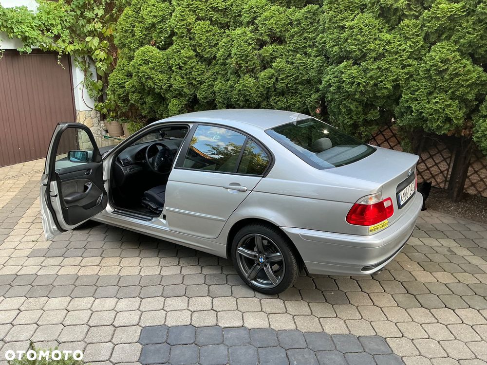 BMW Seria 3 320i Edition Exclusive - 5