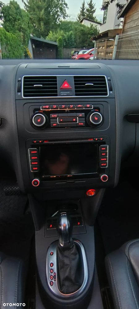 Volkswagen Touran 1.4 TSI DSG Cross - 9