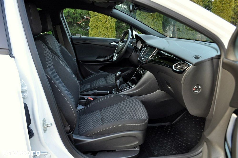 Opel Astra - 17