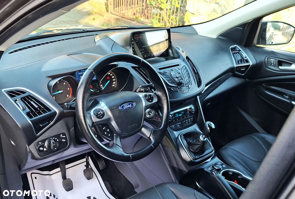 Ford Kuga 2.0 TDCi 4x4 Titanium - 17