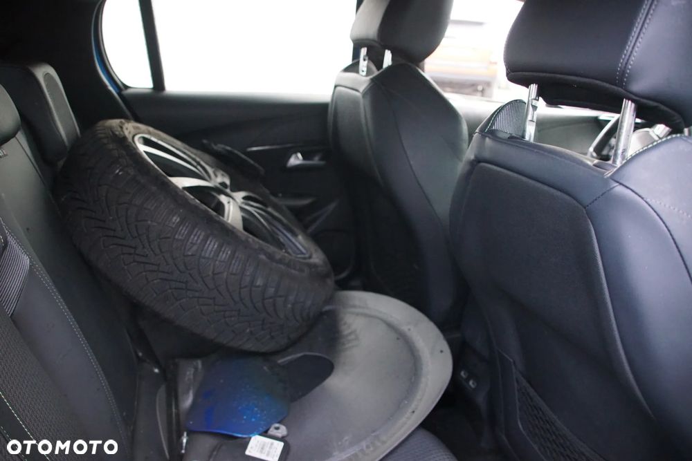 Auto na części - Peugeot 208 II GT Line 1.2 PureTech 101 KM HN05 9830759380 ESM 2020R Silnik Skrzynia Drzwi Szyba Klapa Zderzak Lampa Klamka Deska Kokpit Sterownik Moduł Czujnik Licznik Wyświetlacz Kierownica Panel - 15