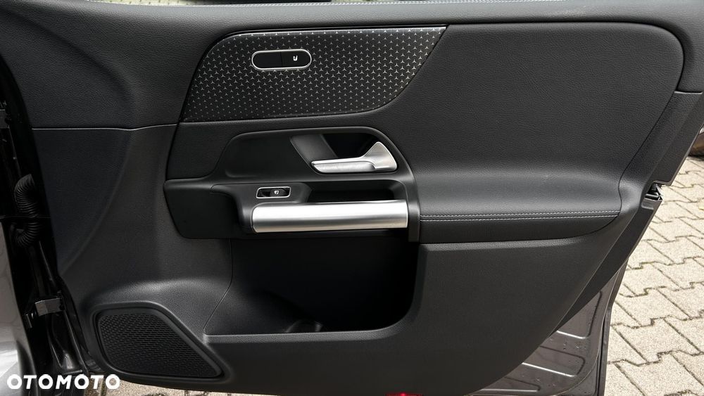 Mercedes-Benz Klasa B - 25