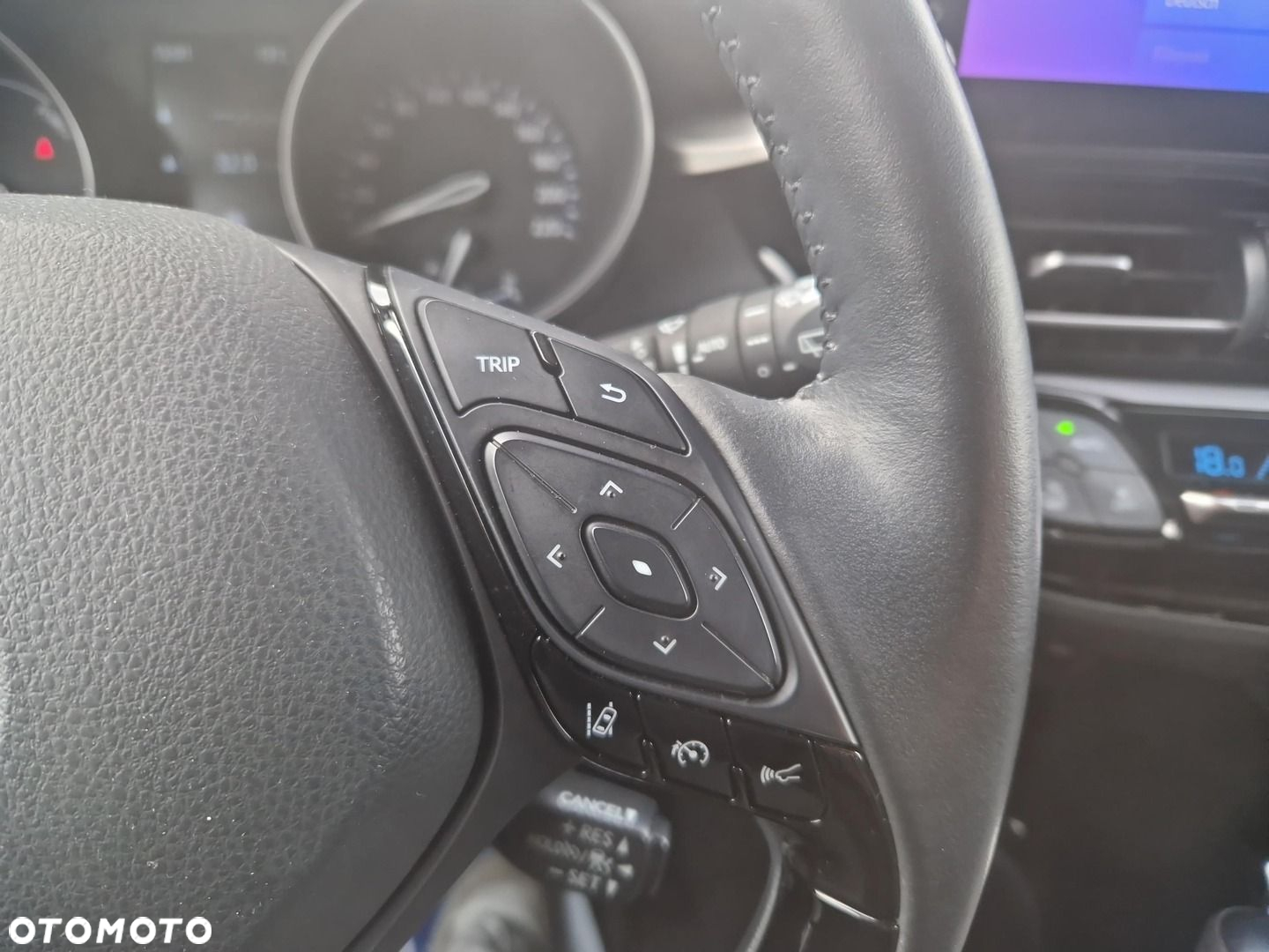 Toyota C-HR - 15