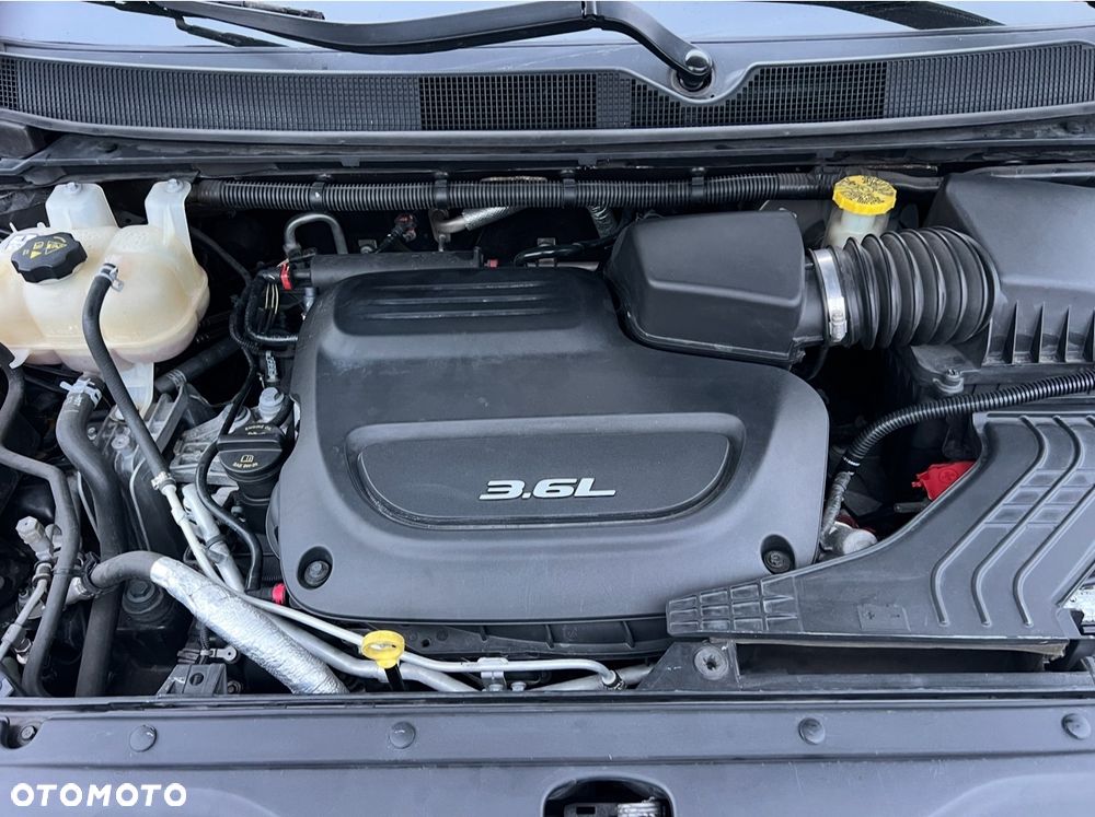 Chrysler Pacifica - 25