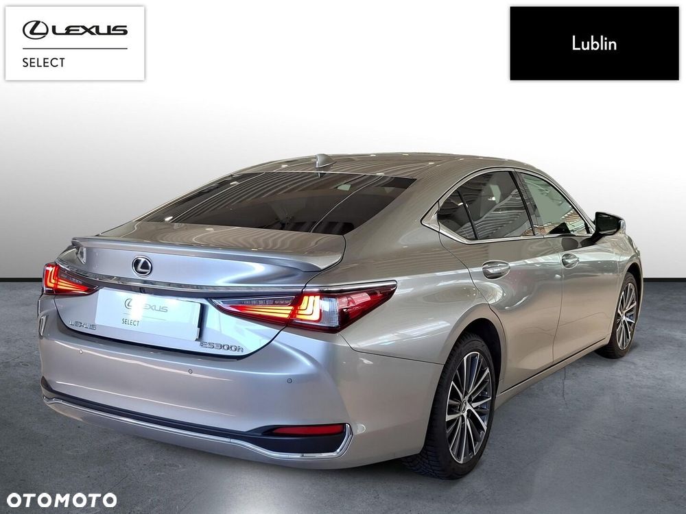 Lexus ES 300h Business Edition - 5