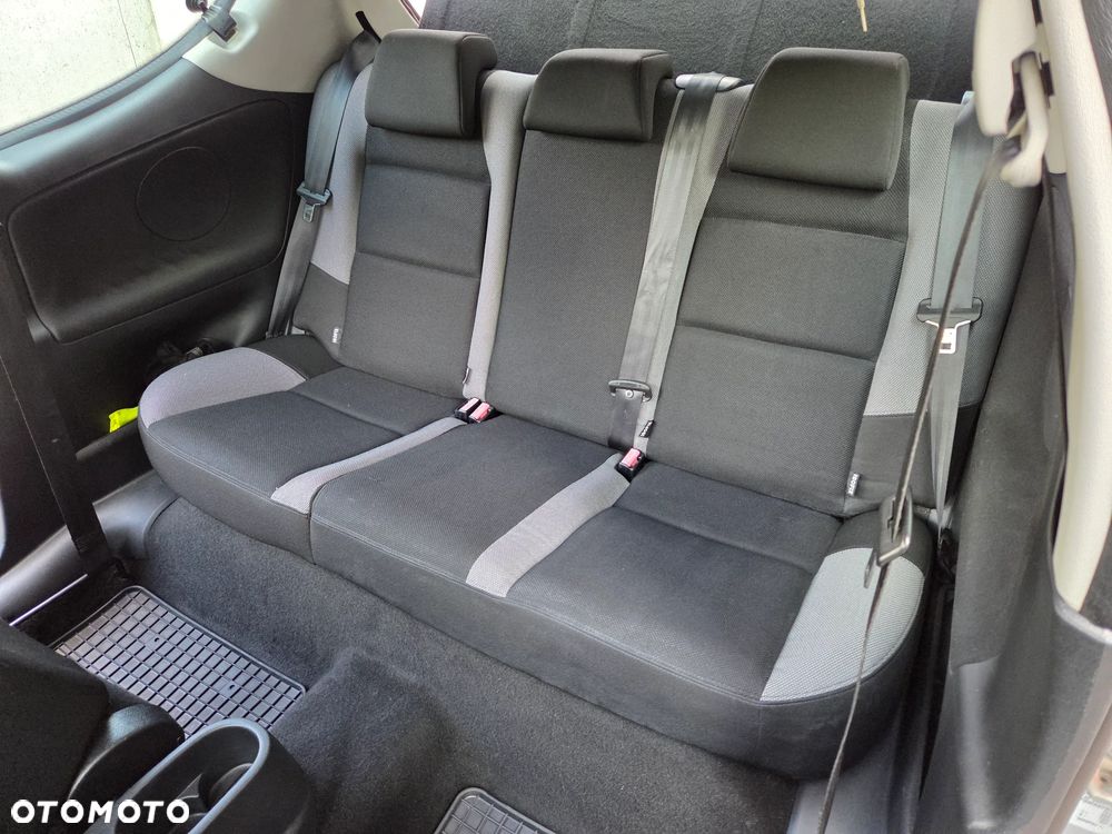 Peugeot 207 95 VTi Urban Move - 21