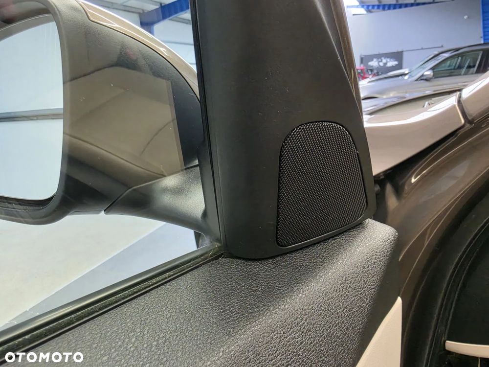 BMW X1 xDrive18d xLine - 40