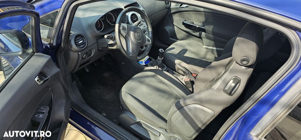 Opel Corsa - 8
