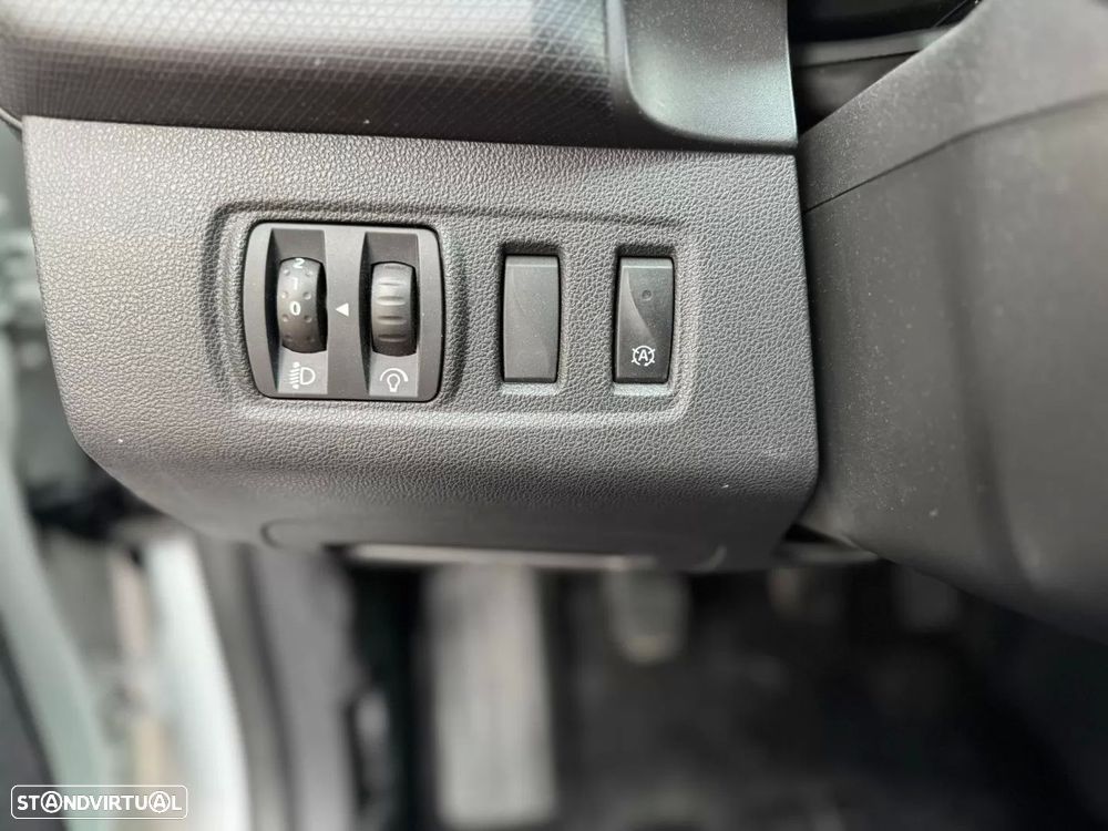 Renault Clio 1.5 dCi Zen - 6