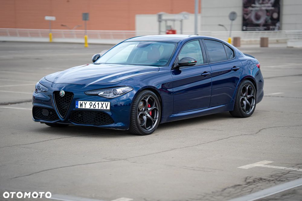 Alfa Romeo Giulia 2.0 Turbo 16V AT8 Veloce Ti - 18