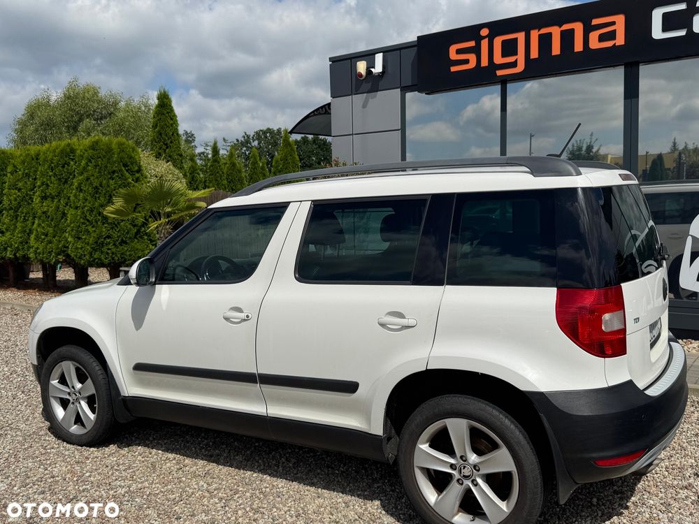 Skoda Yeti 2.0 TDI DPF Elegance Green tec - 10